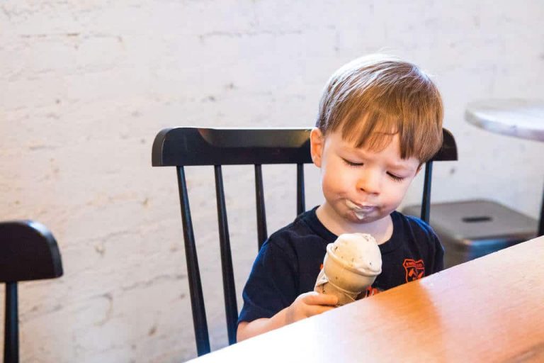 4 Best Diaper Bag Alternatives To Simplify Your Life